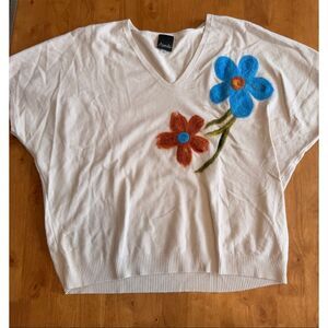 Aaeda Ivory Embroidered Floral Boho Short Sleeves Knit Sweater Womens‎ L